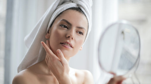 Hydrator vs. Moisturizer: What's the Difference and Which One is Right for Your Skin?